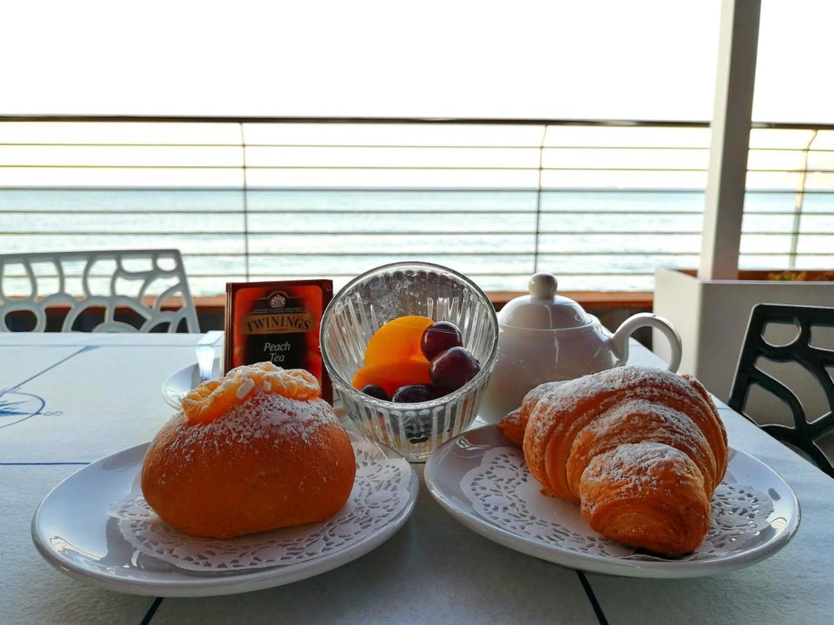 Hotel Centro Congressi Polo Nautico ساليرنو المظهر الخارجي الصورة