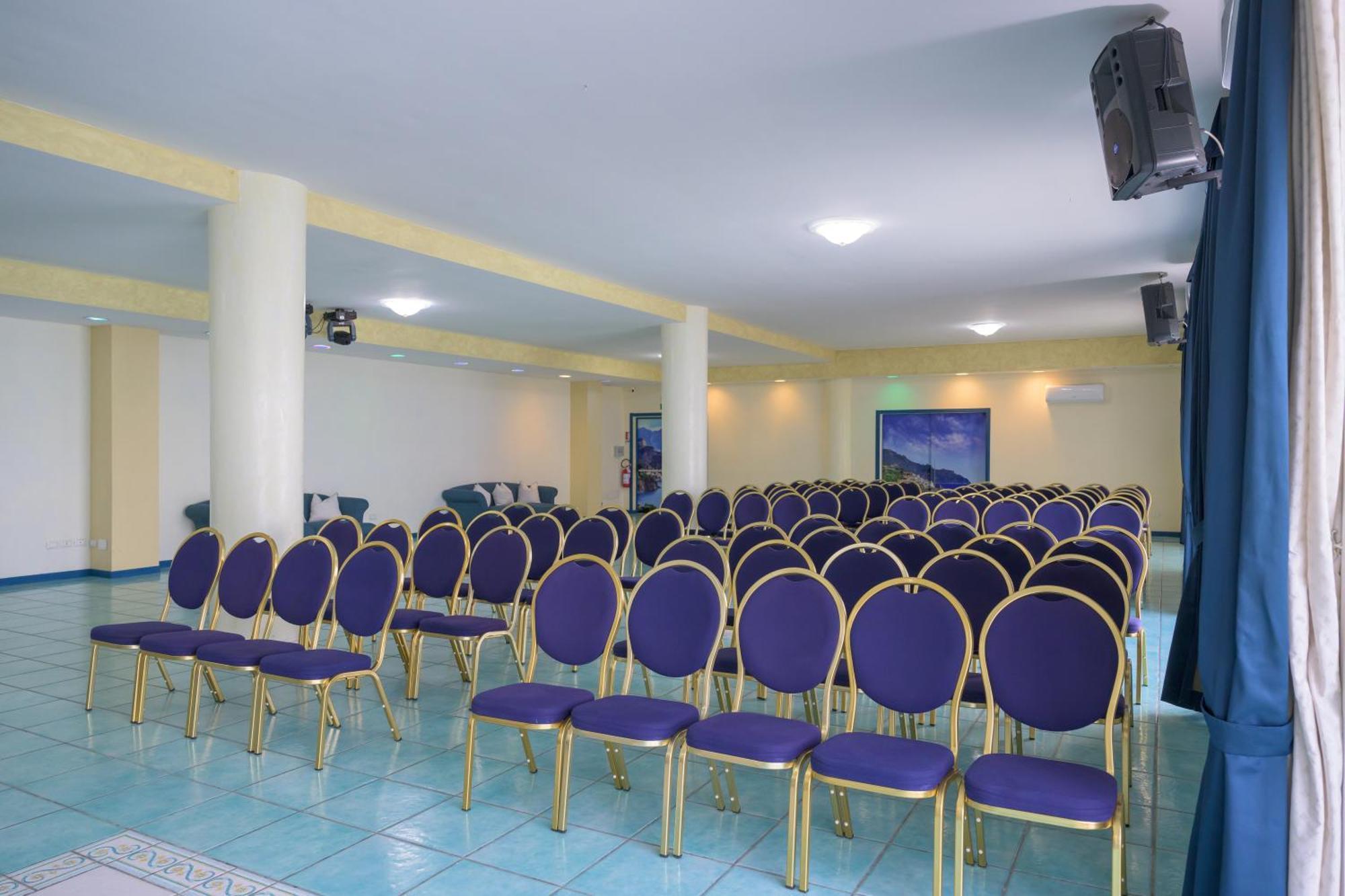 Hotel Centro Congressi Polo Nautico ساليرنو المظهر الخارجي الصورة