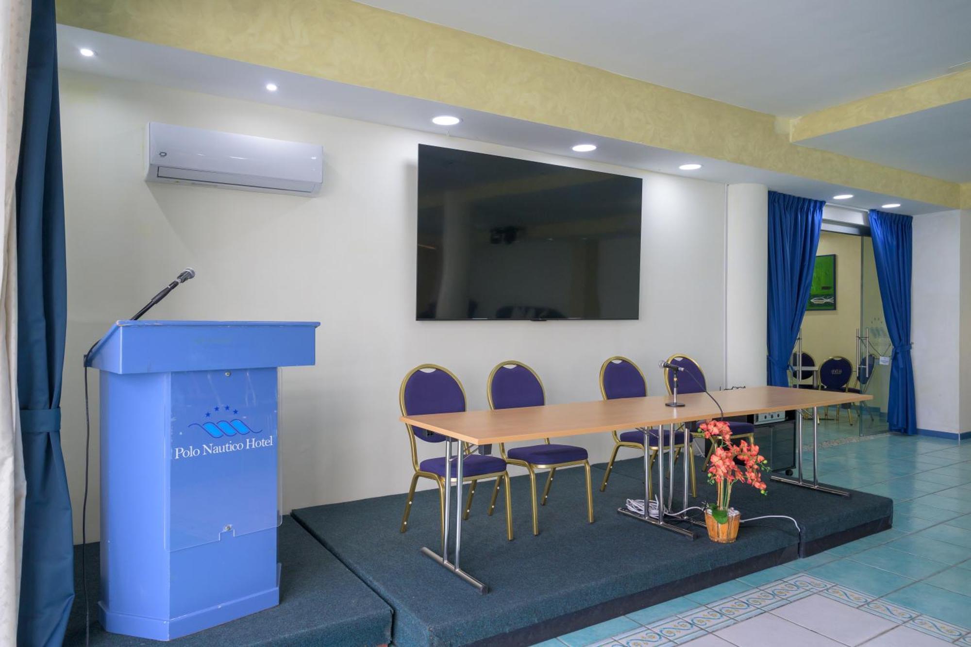 Hotel Centro Congressi Polo Nautico ساليرنو المظهر الخارجي الصورة
