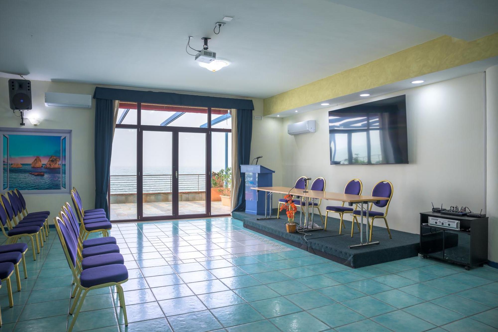 Hotel Centro Congressi Polo Nautico ساليرنو المظهر الخارجي الصورة